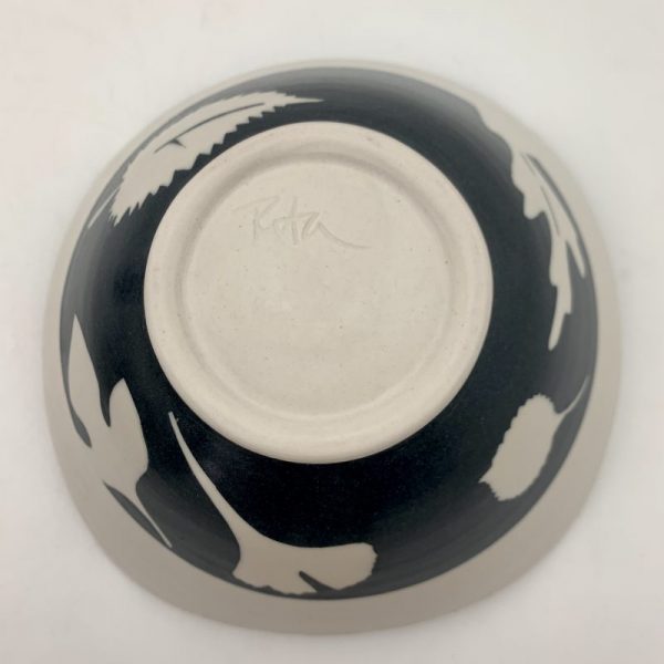 Leaves 4 Corners Bowl - Medium - Image 3