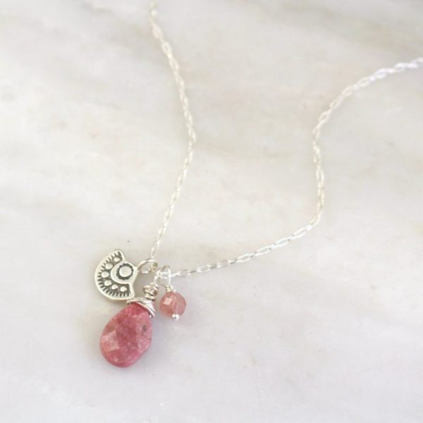 Wanderer Mini Rhodonite & Strawberry Quartz Necklace - Image 2