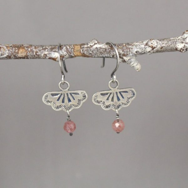 Southwest Lace Strawberry Quartz Dangle Earrings - Image 3