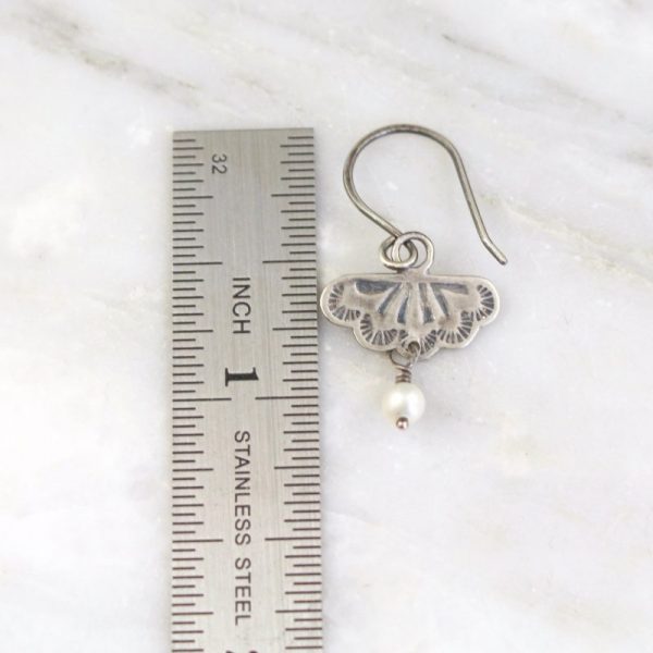Southwest Lace Pearl Dangle Earrings - Image 4