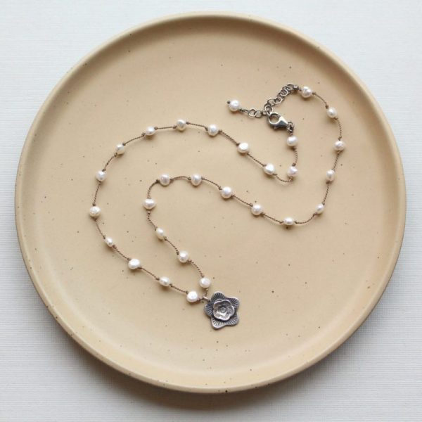 Mini Cactus Flower Knotted Pearl Necklace - Image 3