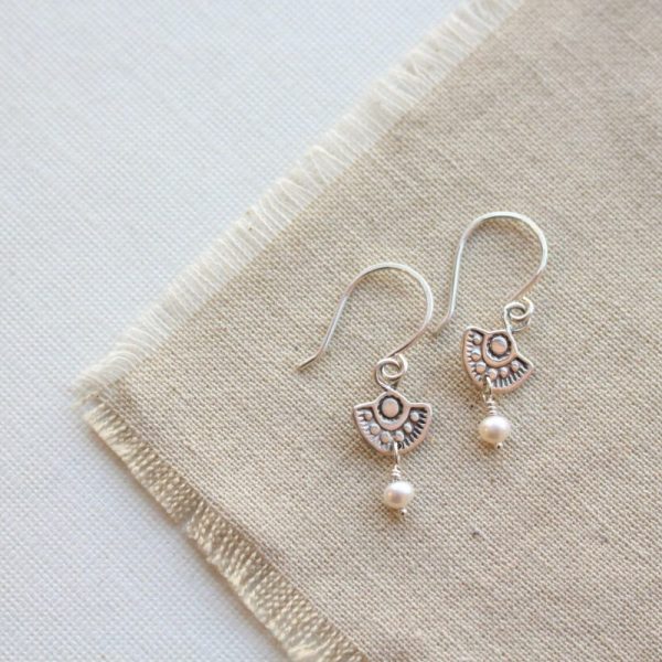 Wanderer Mini Charm Pearl Dangle Earrings - Image 3