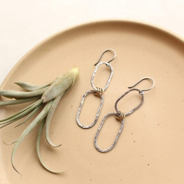 Hammered Mixed Metal Linked Oval Earrings - Image 3