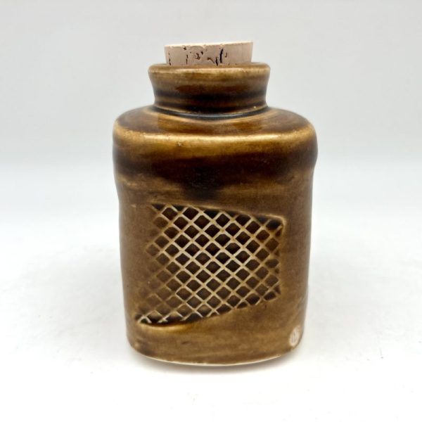 Spice Jar by Lynn Munns - Z/11