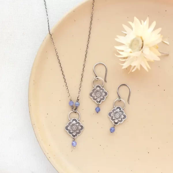 Talara Bloom Tanzanite Necklace - Image 5