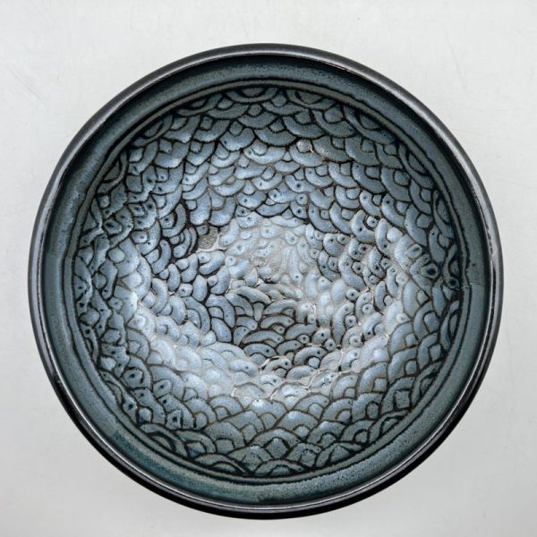 Large Scallop-Design Serving Bowl by Margo Brown - 3725 - Image 3