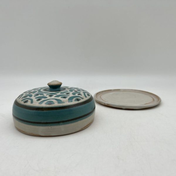 Scallop-Design Butter Dish by Margo Brown - 3740 - Image 2