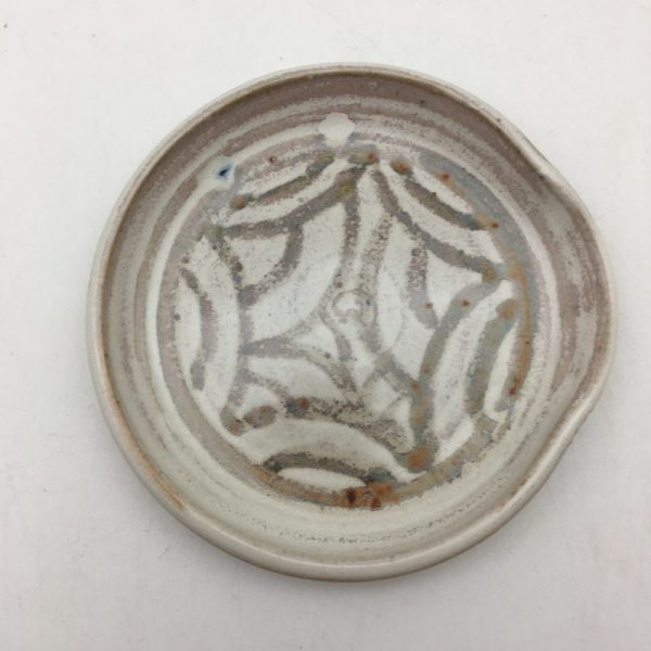 Tan spoonrest with iron oxide design by Margo Brown - Image 2
