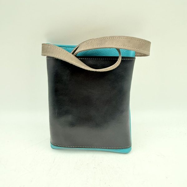 Passport Bag by Traci Jo Designs - TJ243 - Image 2