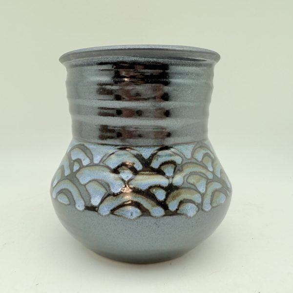 Scallop-Design Utensil Holder by Margo Brown - 4651