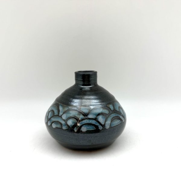 Small Scalloped Vase by Margo Brown - 5002 - Image 2