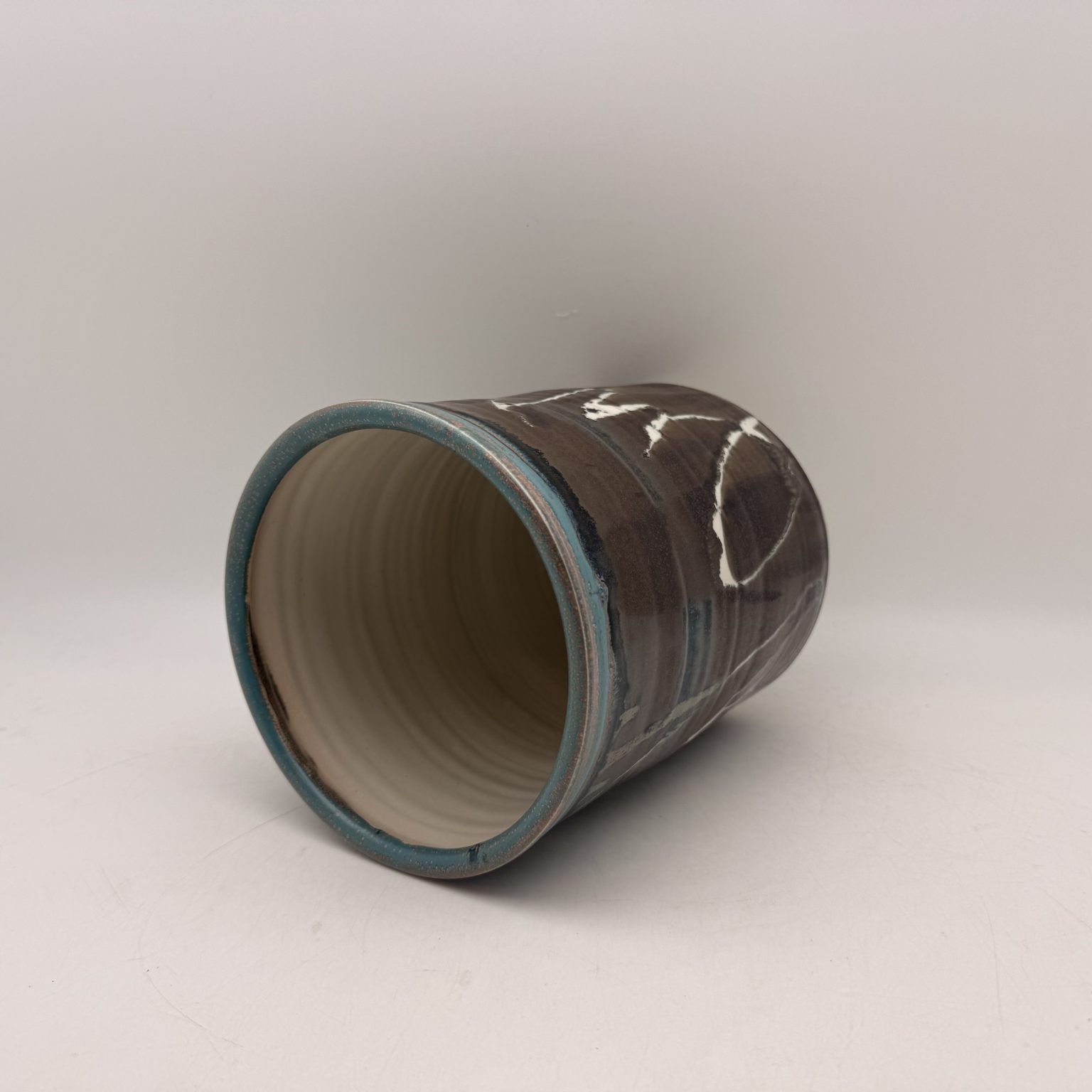 Porecelain Utensil Holder by Margo Brown - 5688 - Image 3