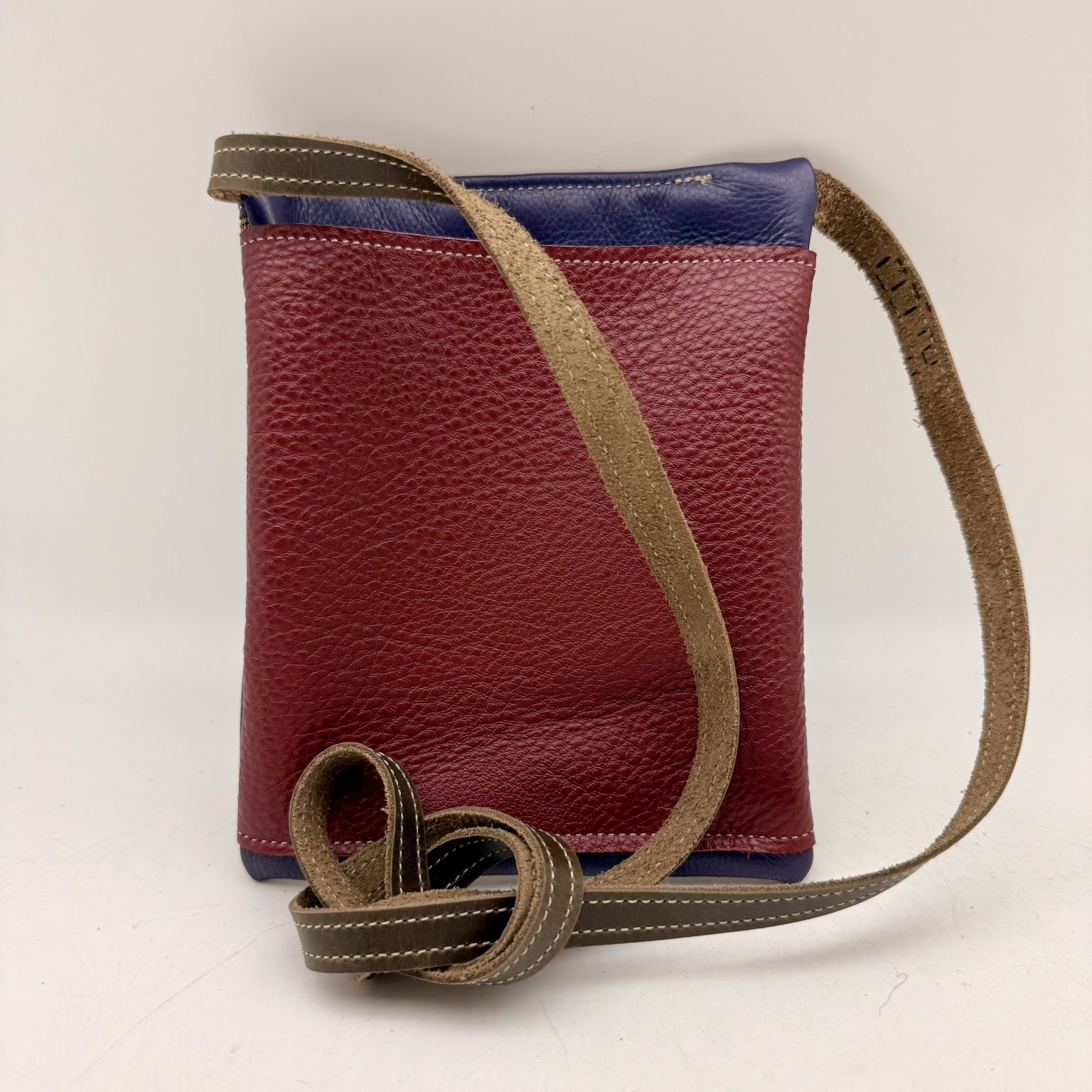 Passport Bag by Traci Jo Designs - TJ331